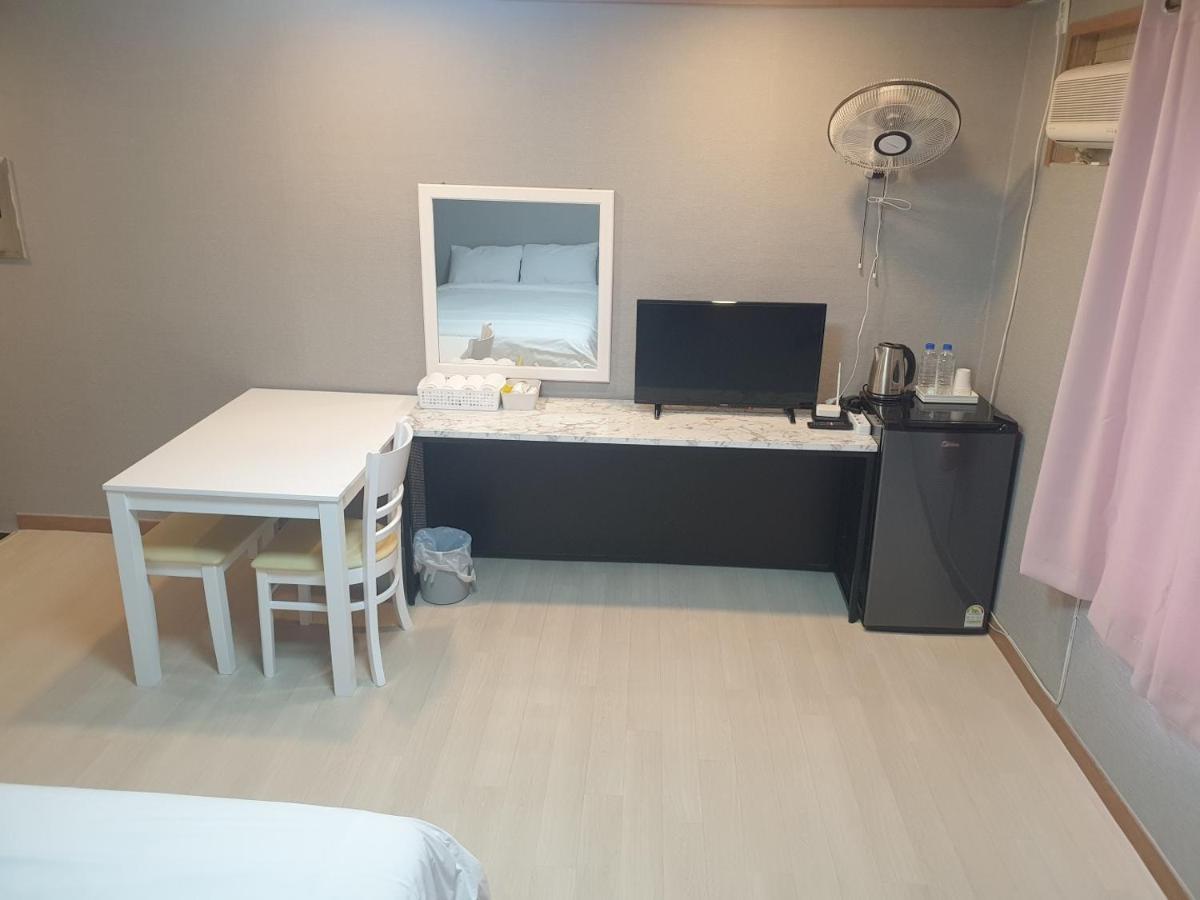 Seorak Hot Spring Mammoth Resotel Sokcho Bagian luar foto