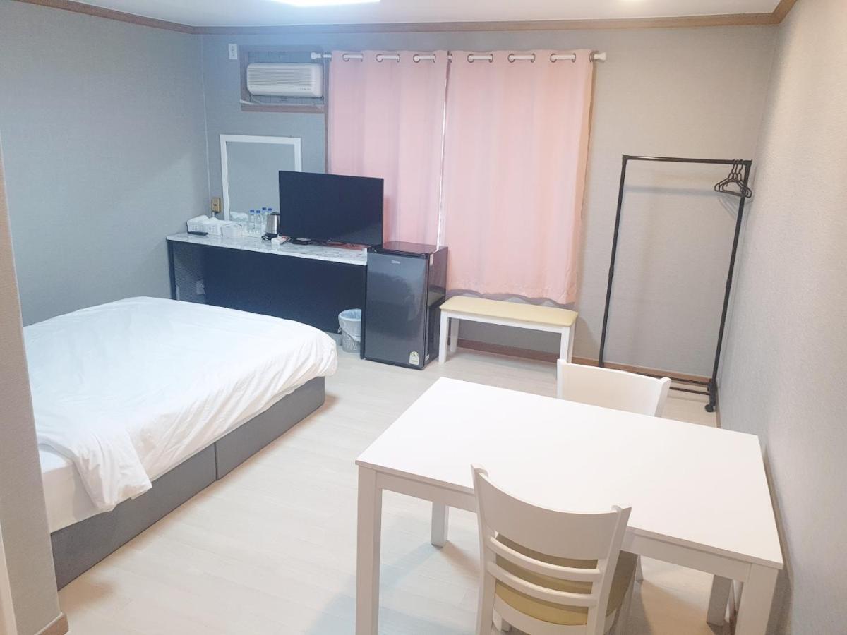 Seorak Hot Spring Mammoth Resotel Sokcho Bagian luar foto