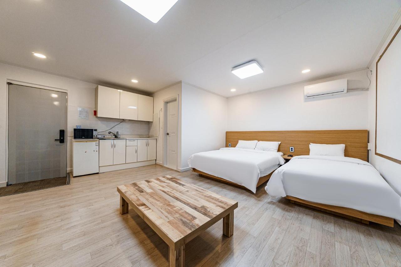 Seorak Hot Spring Mammoth Resotel Sokcho Bagian luar foto
