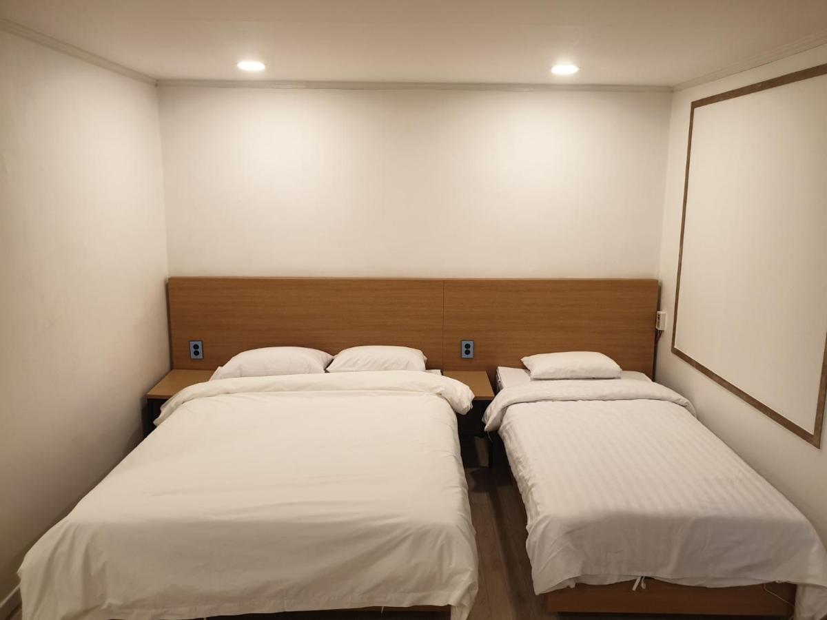 Seorak Hot Spring Mammoth Resotel Sokcho Bagian luar foto