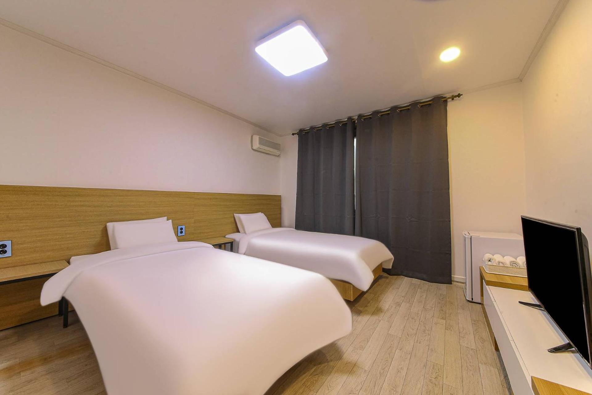 Seorak Hot Spring Mammoth Resotel Sokcho Bagian luar foto