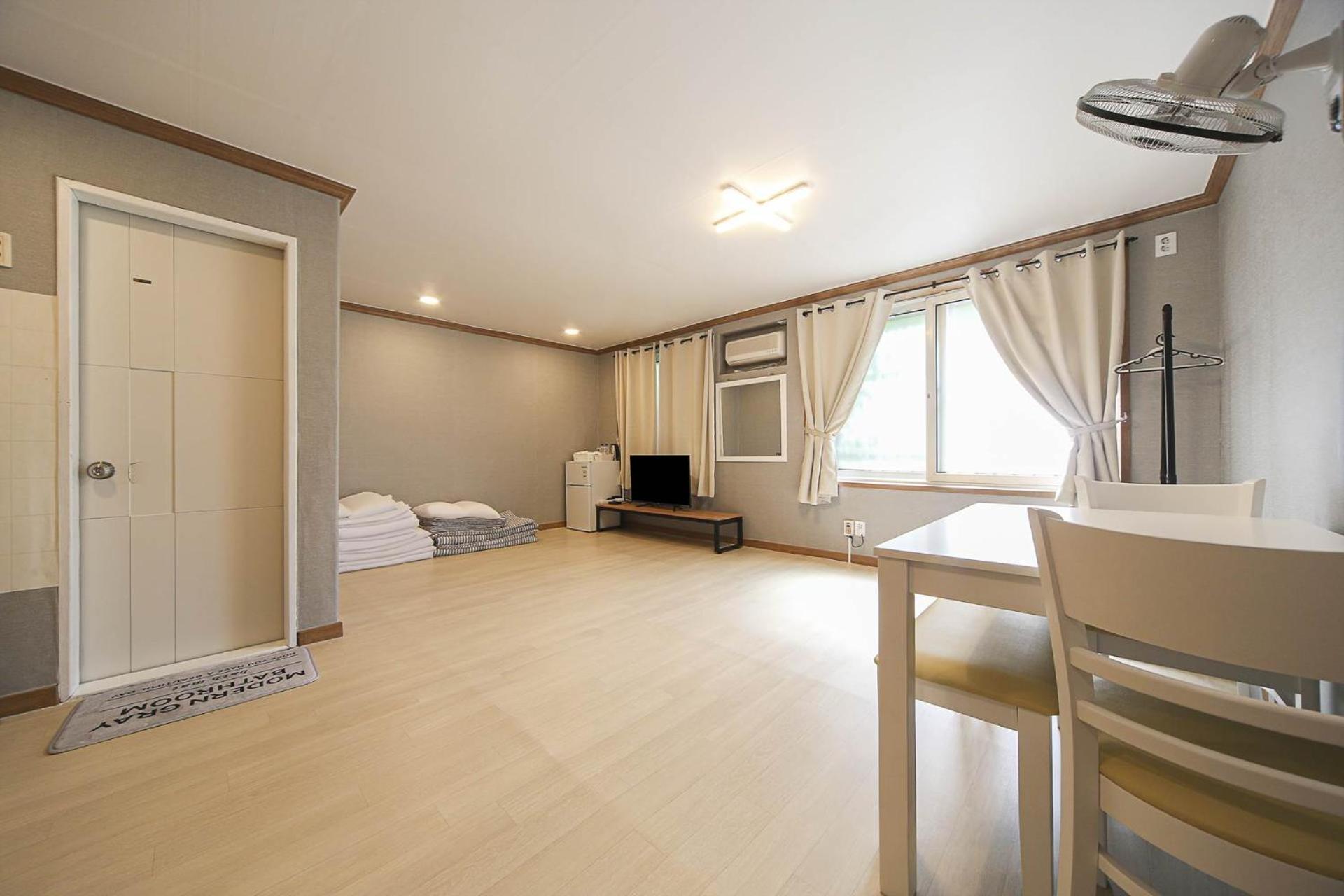 Seorak Hot Spring Mammoth Resotel Sokcho Bagian luar foto